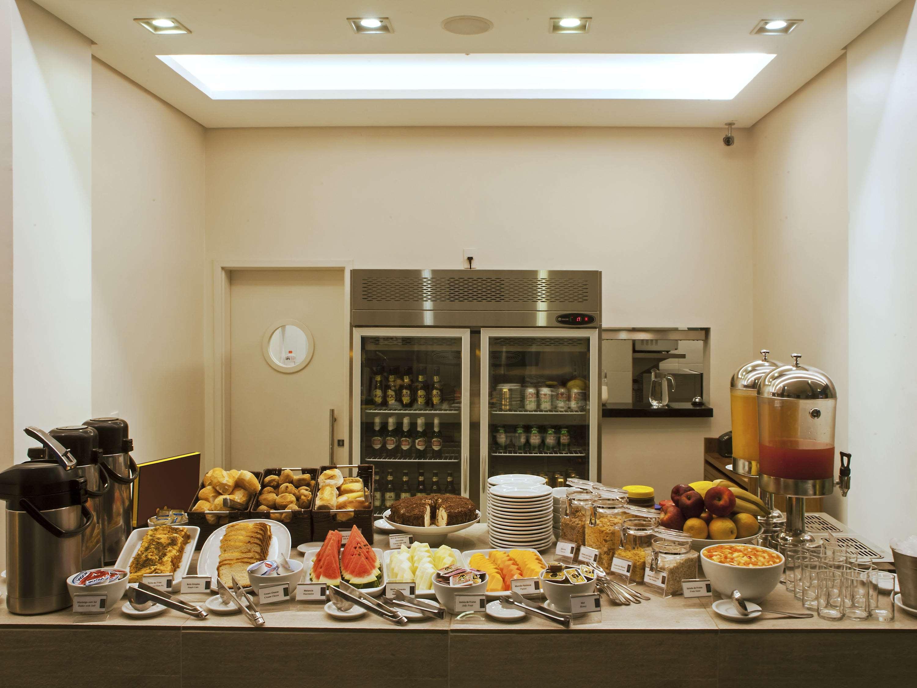 Golden Tower Shopping By Fenix Hoteis (Adults Only) Pouso Alegre Buitenkant foto