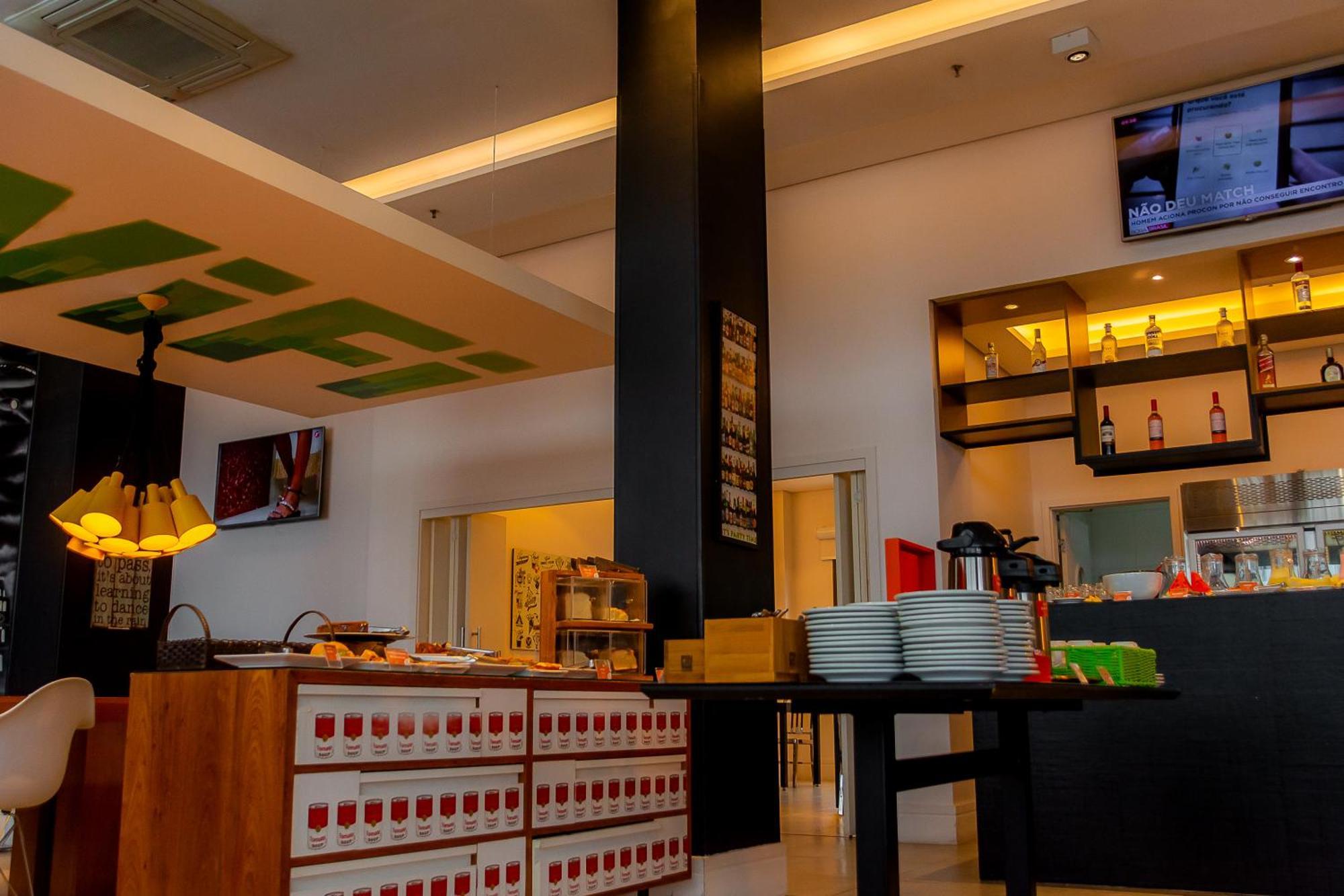 Golden Tower Shopping By Fenix Hoteis (Adults Only) Pouso Alegre Buitenkant foto